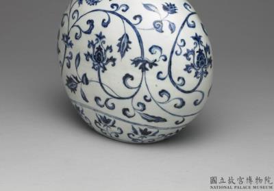 图片[2]-Flask with Indian lotus scrolls in underglaze blue, Ming dynasty (1368-1644)-China Archive